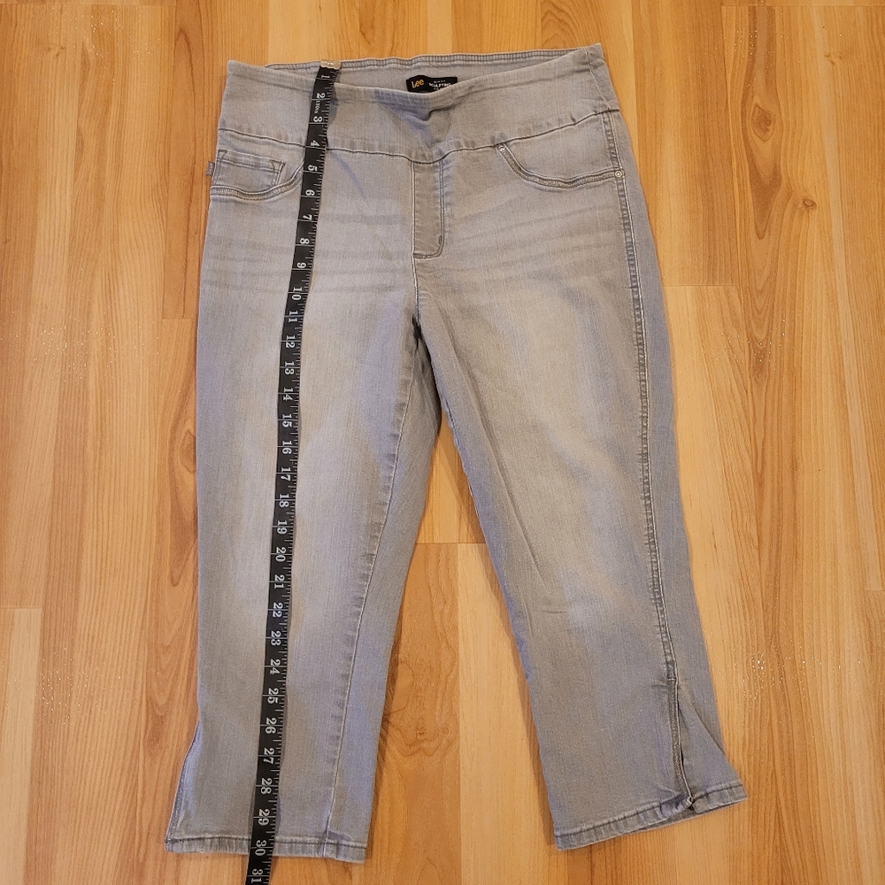 Lee Slim Fit Sculpting Mid Rise Women's Gray Jeans - Size 10 Medium